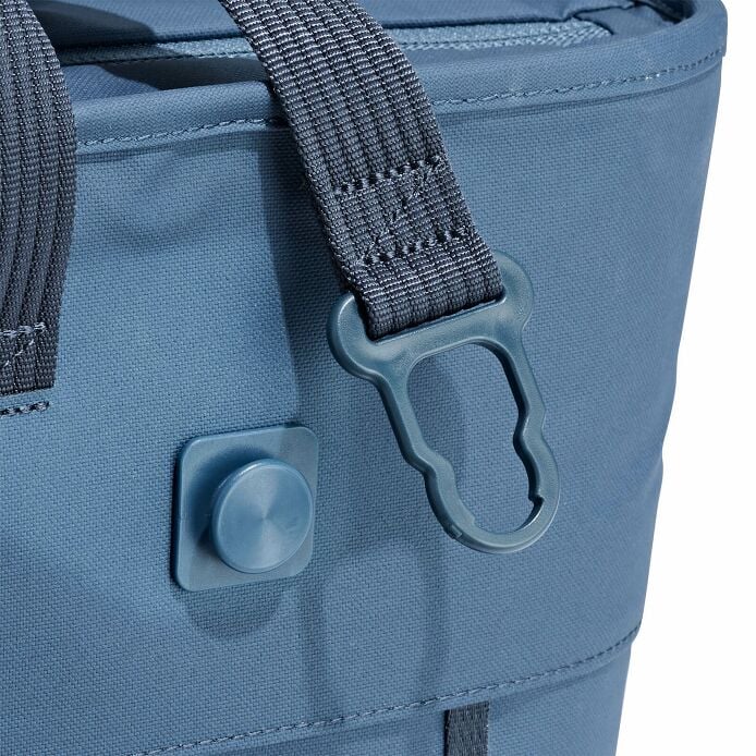 carryouttm-soft-cooler-tote-20-l-s1 250815_hydro_cooler_details_14841_2.jpg