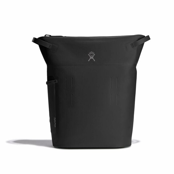 20-l-day-escapetm-pack-i7 20-l-day-escape-soft-cooler-pack-black-straight-on.jpg