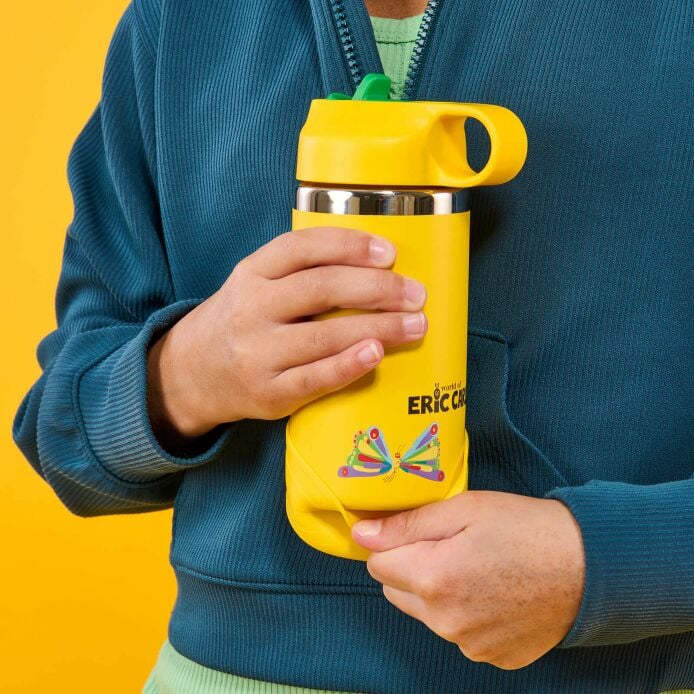 kids-12-oz-bottle-world-of-eric-carletm-s6 7-lifestyle.jpeg