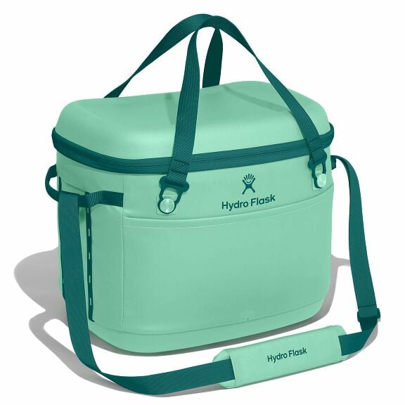 carryouttm-soft-cooler-30-l-f7 cpco344-carryout-cooler-30l-mermaid-green-angled_1.jpg