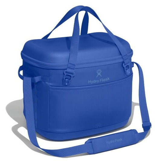 carryouttm-soft-cooler-30-l-f7 cpco382_carryout_cooler_30l_capri_blue_angled_1.jpg