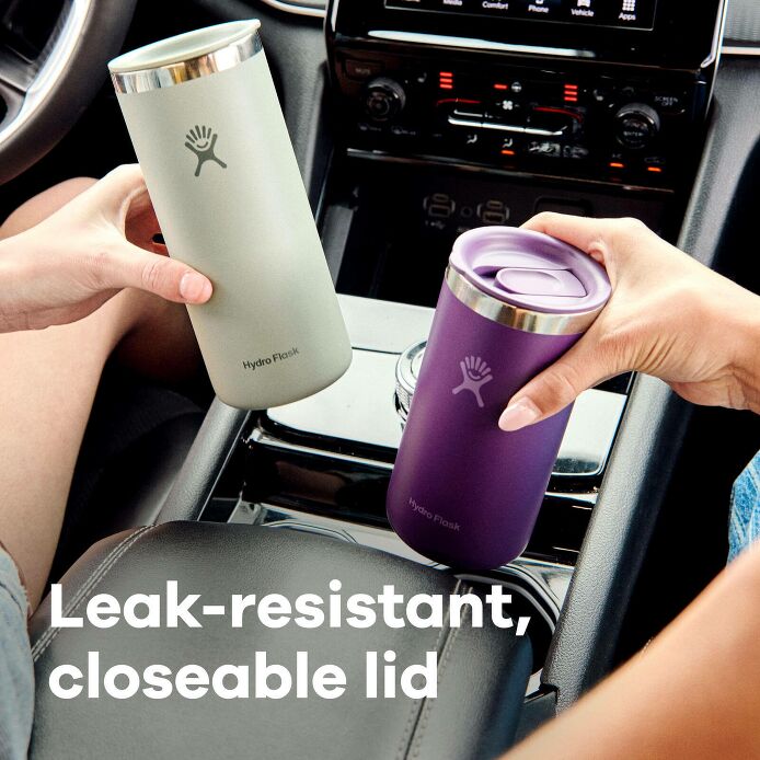 20-oz-coffee-cup-i0 f25_new-colors_pdp-carousel-2_tailgate_16ozcoffeecup_lifestyle_5.jpg