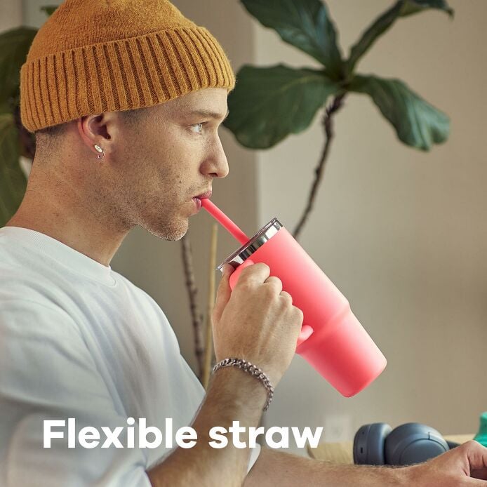 hydration-handledtm-bundle-y9 hf_s26_ttpscc_apdp_06.jpg