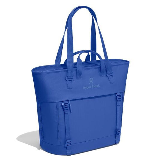 carryouttm-soft-cooler-tote-30-l-d0 maxiit382_carryout_tote_30l_capri_blue_angled_1.jpg