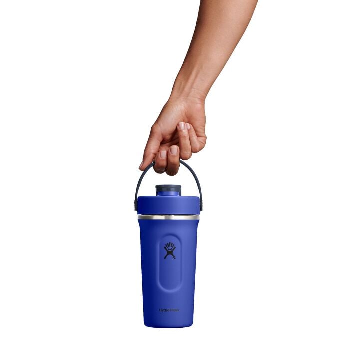 24-oz-insulated-shaker-bottle-m7 mxc24382_24_oz_insulated_shaker_bottle_capri_blue_hb.jpg