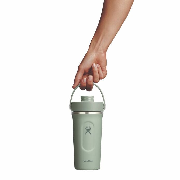 gym-bundle-h0 mxcc24374_24ozinsulatedshakerbottle_agave_hb_1.jpg