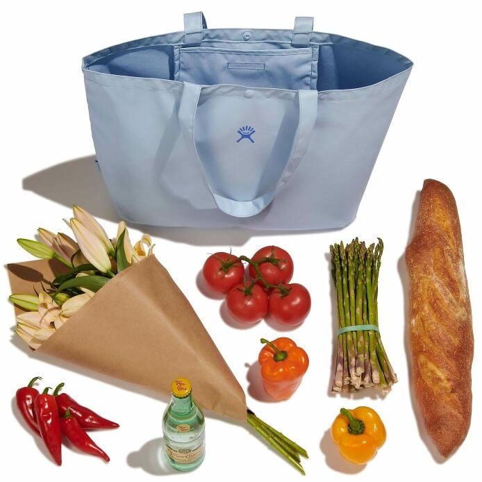 20-l-tag-along-tote-x1 rt20484_20ltagalongtote_surf_packing_1.jpg